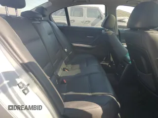 2006 BMW 3 Series 330i with VIN WBAVB335X6AZ85075, listed as a Copart auction lot 63092735 with 126,134 mi miles and Salvage title. Bid and sale history available at DreamBid. Image 10.