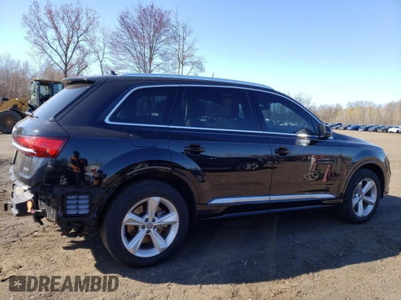 2020 Audi Q7 Premium with VIN WA1AXAF79LD000693, listed as a Copart auction lot 52696995 with 46,631 mi miles and Salvage Title. Bid and sale history available at carsss.com. Image 3.