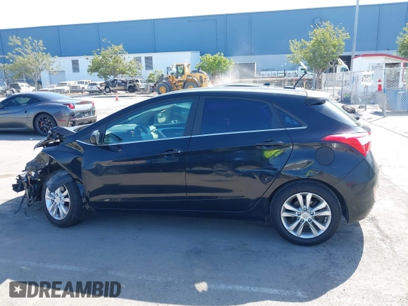2014 Hyundai Elantra с VIN KMHD35LH0EU228891, выставлен на аукционе IAAI как лот 42173999 с пробегом 91 749 миль миль и . История ставок и продаж доступна на DreamBid. Изображение 15.