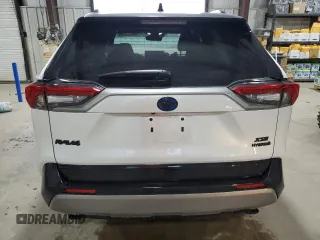 2024 Toyota RAV4 Hybrid XSE with VIN 2T3E6RFV8RW082127, listed as a Copart auction lot 49457035 with 5,544 mi miles and Salvage Title. Bid and sale history available at DreamBid. Image 6.