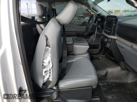 2021 Ford F-150 XL with VIN 1FTMF1C55MKD03072, listed as a Copart auction lot 43359025 with 73,650 mi miles and Salvage title. Bid and sale history available at DreamBid. Image 10.