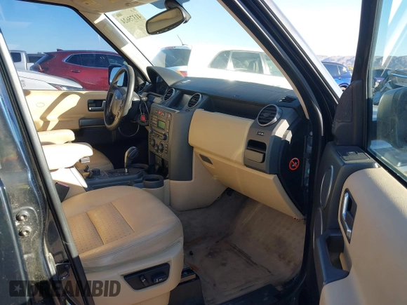 2006 Land Rover LR3 HSE with VIN SALAG25456A371156, listed as a IAAI auction lot 41375624 with 122,974 mi miles. Bid and sale history available at carsss.com. Image 5.