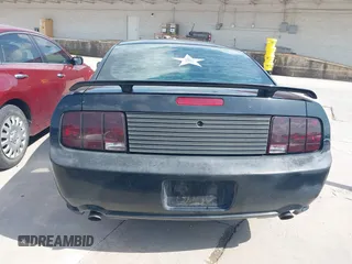 2008 Ford Mustang GT Deluxe with VIN 1ZVHT82H985134187, listed as a IAAI auction lot 42496490 with 247,447 mi miles and . Bid and sale history available at DreamBid. Image 16.