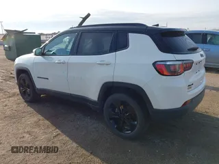 2019 Jeep Compass Altitude z VIN 3C4NJDBB0KT629952, wystawiony jako IAAI lot #41913931 z przebiegiem 78 054 mil mil oraz . Historia ofert i sprzedaży dostępna na DreamBid. Obrazek 3.