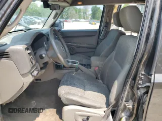 2006 Jeep Commander z VIN 1J8HG48K36C263515, wystawiony jako Copart lot #59080765 z przebiegiem 167 635 mil mil oraz Szkoda całkowita • Salvage title. Historia ofert i sprzedaży dostępna na DreamBid. Obrazek 7.