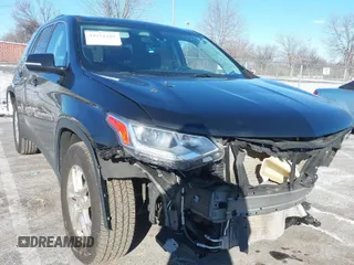 2020 Chevrolet Traverse LT Cloth with VIN 1GNEVGKWXLJ242835, listed as a IAAI auction lot 41251285 with 55,639 mi miles. Bid and sale history available at carsss.com. Image 1.