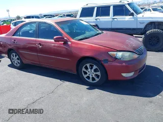 2006 Toyota Camry STD z VIN 4T1BE30K06U140494, wystawiony jako IAAI lot #41837962 z przebiegiem 127 780 mil mil oraz . Historia ofert i sprzedaży dostępna na DreamBid. Obrazek 1.