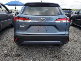 2025 Toyota Corolla Cross L with VIN 7MUAAAAG4SV134423, listed as a Copart auction lot 58827045 with 2,147 mi miles and Salvage title. Bid and sale history available at DreamBid. Image 6.