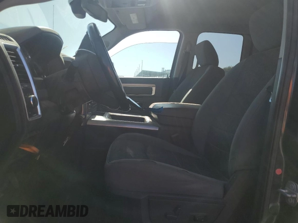 2018 Ram 1500 SLT z VIN 1C6RR7GM0JS263827, wystawiony jako Copart lot #58603755 z przebiegiem 87 768 mil mil oraz Czysty tytuł • Clean title. Historia ofert i sprzedaży dostępna na DreamBid. Obrazek 7.