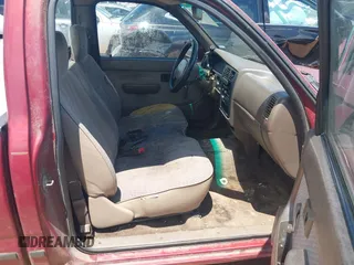 1996 Toyota Tacoma z VIN 4TANL42N2TZ151317, wystawiony jako IAAI lot #42219469 z przebiegiem 269 798 mil mil oraz . Historia ofert i sprzedaży dostępna na DreamBid. Obrazek 5.