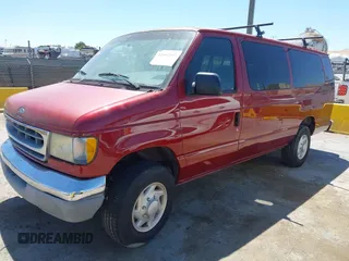 2001 Ford Econoline Passenger XL с VIN 1FBSS31S61HA97085, выставлен на аукционе IAAI как лот 42692511 с пробегом 285 182 миль миль и . История ставок и продаж доступна на DreamBid. Изображение 2.