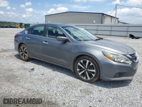 2017 Nissan Altima SR z VIN 1N4AL3AP9HC157163, wystawiony jako Copart lot #64294035 z przebiegiem Nie podano mil oraz Czysty tytuł • Clean title. Historia ofert i sprzedaży dostępna na DreamBid. Obrazek 4.