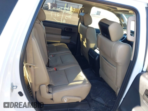 2013 Toyota Sequoia SR5 with VIN 5TDBW5G17DS086641, listed as a IAAI auction lot 41655162 with 210,828 mi miles. Bid and sale history available at carsss.com. Image 8.