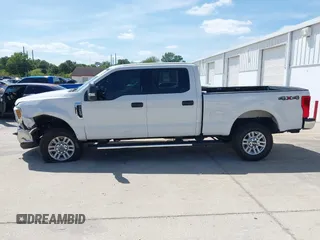 2018 Ford Super Duty F-250 SRW XL with VIN 1FT7W2B64JEC60271, listed as a IAAI auction lot 41960939 with 99,850 mi miles. Bid and sale history available at carsss.com. Image 14.