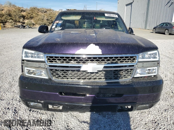 2005 Chevrolet Silverado 1500 with VIN 2GCFC13T251325270, listed as a Copart auction lot 75061414 with Not Provided miles and Salvage Title. Bid and sale history available at DreamBid. Image 5.