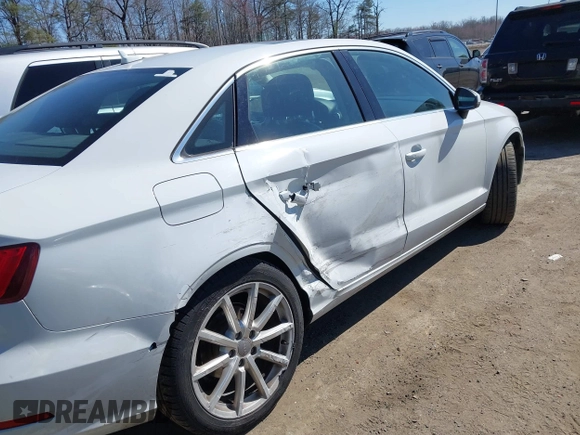 2015 Audi A3 1.8T Premium with VIN WAUACGFF9F1029982, listed as a IAAI auction lot 41904945 with 118,961 mi miles. Bid and sale history available at carsss.com. Image 6.