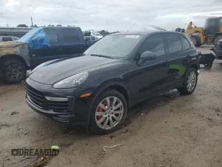 2015 Porsche Cayenne Turbo z VIN WP1AC2A24FLA80853, wystawiony jako Copart lot #79125194 z przebiegiem 55 656 mil mil oraz Szkoda całkowita • Salvage title. Historia ofert i sprzedaży dostępna na DreamBid. Obrazek 1.