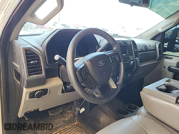 2019 Ford F-250 XL with VIN 1FT7W2B65KEE40165, listed as a IAAI auction lot 42727924 with 182,010 mi miles and . Bid and sale history available at DreamBid. Image 5.