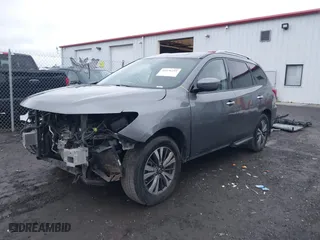 2019 Nissan Pathfinder S with VIN 5N1DR2MM7KC596558, listed as a IAAI auction lot 41276253 with 53095 miles. Bid and sale history available at carsss.com. Image 18.