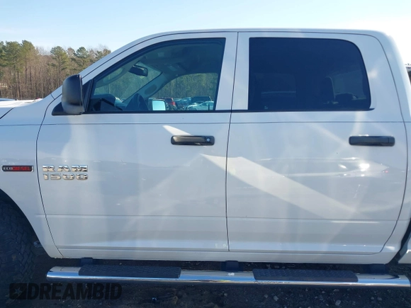 2018 Ram 1500 Tradesman with VIN 1C6RR7KM5JS262518, listed as a IAAI auction lot 41557220 with 145,989 mi miles and . Bid and sale history available at DreamBid. Image 15.