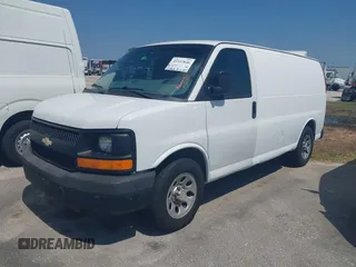 2014 Chevrolet Express Cargo Van with VIN 1GCSGAFX6E1157757, listed as a IAAI auction lot 41937846 with 231,814 mi miles. Bid and sale history available at carsss.com. Image 2.