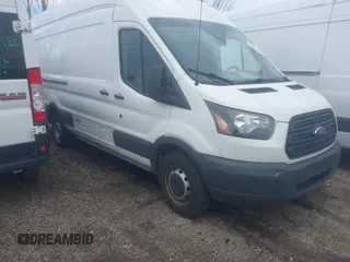 2017 Ford Transit with VIN 1FTYR3XMXHKA94214, listed as a IAAI auction lot 41640064 with 213,901 mi miles. Bid and sale history available at carsss.com. Image 1.
