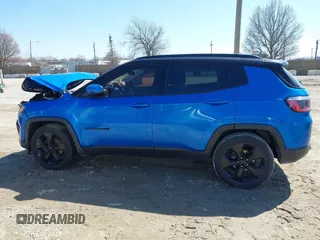 2021 Jeep Compass Altitude with VIN 3C4NJCBB0MT523322, listed as a IAAI auction lot 41989408 with 64,880 mi miles. Bid and sale history available at carsss.com. Image 14.