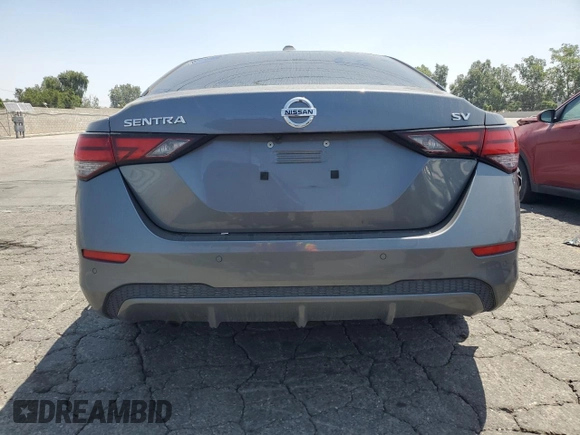 2023 Nissan Sentra SV z VIN 3N1AB8CV7PY269992, wystawiony jako Copart lot #58228865 z przebiegiem 48 303 mil mil oraz Czysty tytuł • Clean title. Historia ofert i sprzedaży dostępna na DreamBid. Obrazek 6.