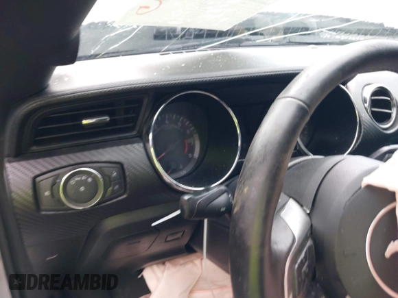 2016 Ford Mustang V6 с VIN 1FA6P8AM2G5321420, выставлен на аукционе IAAI как лот 42525170 с пробегом Не указан миль и . История ставок и продаж доступна на DreamBid. Изображение 15.