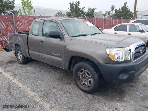 2009 Toyota Tacoma with VIN 5TETX22N29Z596366, listed as a IAAI auction lot 41892242 with 204,915 mi miles. Bid and sale history available at carsss.com. Image 1.