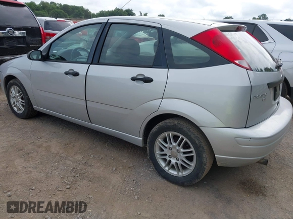 2005 Ford Focus S with VIN 3FAFP37N05R132259, listed as a IAAI auction lot 42474574 with 276,742 mi miles and . Bid and sale history available at DreamBid. Image 3.