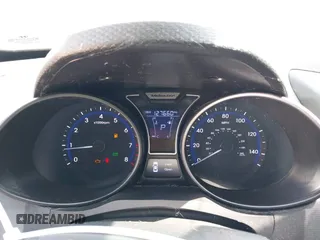 2013 Hyundai Veloster Turbo с VIN KMHTC6AE2DU111256, выставлен на аукционе IAAI как лот 42796383 с пробегом 127 660 миль миль и . История ставок и продаж доступна на DreamBid. Изображение 7.