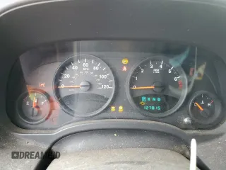 2009 Jeep Patriot Sport z VIN 1J4FT28A49D122175, wystawiony jako Copart lot #51518055 z przebiegiem 127 815 mil mil oraz Szkoda całkowita • Salvage title. Historia ofert i sprzedaży dostępna na DreamBid. Obrazek 9.