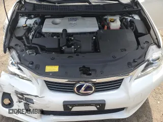 2013 Lexus CT 200h z VIN JTHKD5BH5D2168738, wystawiony jako Copart lot #56362615 z przebiegiem 107 231 mil mil oraz Szkody całkowita. Historia ofert i sprzedaży dostępna na DreamBid. Obrazek 11.
