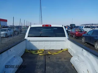2013 Ram 2500 Tradesman z VIN 3C6TR5HT9DG575642, wystawiony jako IAAI lot #41557823 z przebiegiem 223 859 mil mil oraz . Historia ofert i sprzedaży dostępna na DreamBid. Obrazek 16.