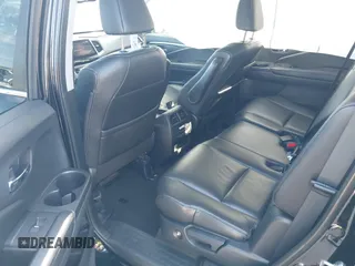 2018 Honda Pilot EX-L with VIN 5FNYF5H59JB030759, listed as a IAAI auction lot 41323545 with 89,689 mi miles. Bid and sale history available at carsss.com. Image 8.