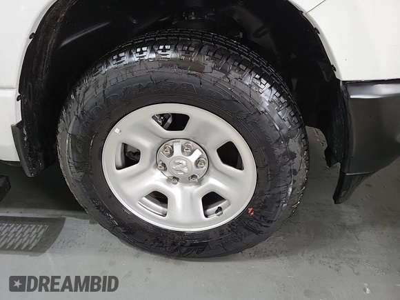 2024 Ram 1500 Tradesman с VIN 1C6RRFGG9RN221915, выставлен на аукционе IAAI как лот 42849293 с пробегом 59 миль миль и . История ставок и продаж доступна на DreamBid. Изображение 6.