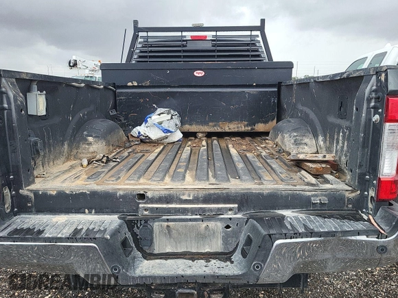 2019 Ford F-250 XL with VIN 1FT7W2BT3KEC61760, listed as a IAAI auction lot 42716762 with 110,167 mi miles and . Bid and sale history available at DreamBid. Image 5.