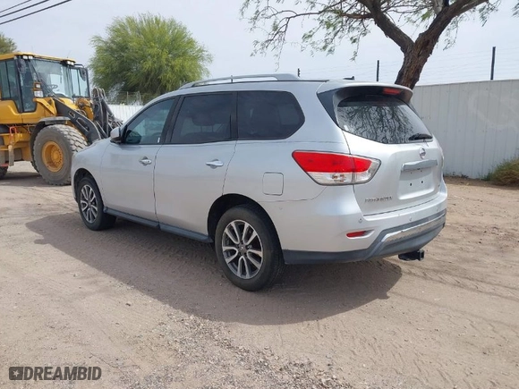 2013 Nissan Pathfinder SL with VIN 5N1AR2MN0DC652225, listed as a IAAI auction lot 41841395 with 107,754 mi miles. Bid and sale history available at carsss.com. Image 3.