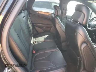 2015 Lincoln MKC z VIN 5LMCJ1A94FUJ47509, wystawiony jako Copart lot #55981515 z przebiegiem 9 442 mil mil oraz Szkoda całkowita • Salvage title. Historia ofert i sprzedaży dostępna na DreamBid. Obrazek 10.