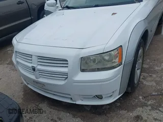 2008 Dodge Magnum SXT with VIN 2D4FV37V78H192963, listed as a IAAI auction lot 41420016 with 191,238 mi miles and . Bid and sale history available at carsss.com. Image 6.