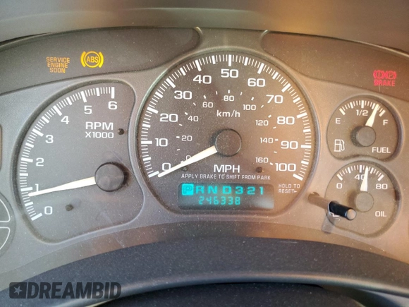 2002 Chevrolet Suburban LT with VIN 1GNEC16T52J256160, listed as a Copart auction lot 77503294 with 246,338 mi miles and Clean Title. Bid and sale history available at carsss.com. Image 9.