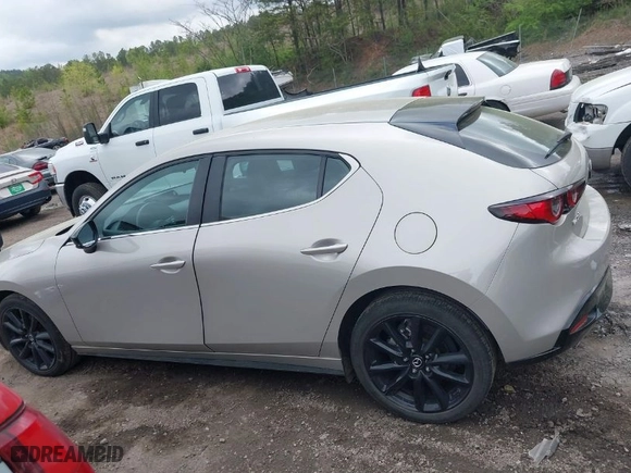 2024 Mazda Mazda3 Hatchback 2.5 S Select Sport with VIN JM1BPAKM6R1712692, listed as a IAAI auction lot 41948210 with 29,401 mi miles. Bid and sale history available at carsss.com. Image 14.