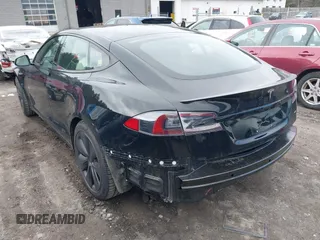 2021 Tesla Model S Plaid with VIN 5YJSA1E69MF439147, listed as a IAAI auction lot 41825656 with 25,626 mi miles. Bid and sale history available at carsss.com. Image 3.
