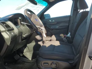 2016 Ford Police Interceptor Utility с VIN 1FM5K8AR9GGA08333, выставлен на аукционе Copart как лот 44424105 с пробегом 167 097 миль миль и Списание • Salvage title. История ставок и продаж доступна на DreamBid. Изображение 7.
