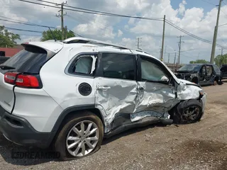2014 Jeep Cherokee Limited с VIN 1C4PJMDB3EW158982, выставлен на аукционе IAAI как лот 42573775 с пробегом Не указан миль и . История ставок и продаж доступна на DreamBid. Изображение 13.