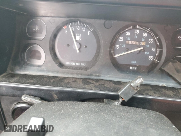 1996 Jeep Cherokee SE z VIN 1J4FJ28S7TL256478, wystawiony jako Copart lot #47164985 z przebiegiem 195 800 mil mil oraz Nie do naprawy • Non repairable. Historia ofert i sprzedaży dostępna na DreamBid. Obrazek 9.