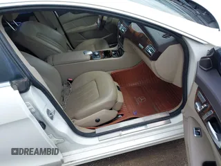 2013 Mercedes-Benz CLS 550 с VIN WDDLJ7DB6DA073913, выставлен на аукционе IAAI как лот 42376739 с пробегом 143 955 миль миль и . История ставок и продаж доступна на DreamBid. Изображение 5.