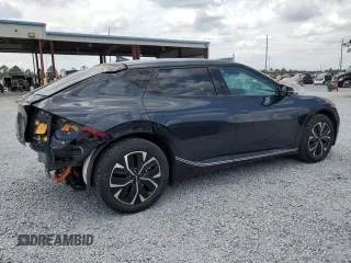 2024 Kia EV6 Light Long Range z VIN KNDC34LAXR5166820, wystawiony jako Copart lot #55206435 z przebiegiem 23 088 mil mil oraz Szkoda całkowita • Salvage title. Historia ofert i sprzedaży dostępna na DreamBid. Obrazek 3.
