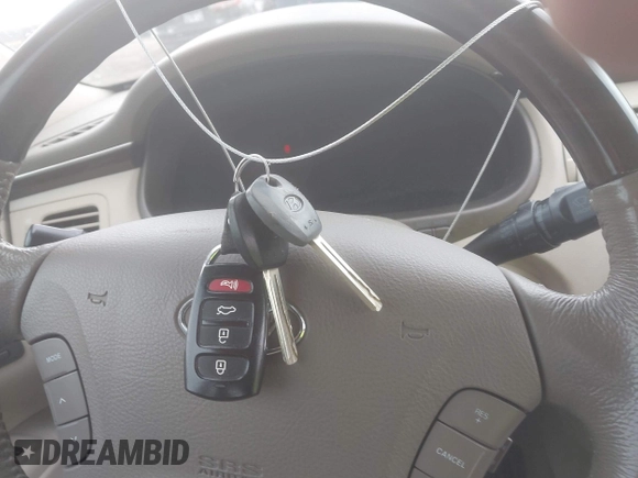 2009 Hyundai Azera Limited with VIN KMHFC46F19A373801, listed as a IAAI auction lot 41481510 with 186,248 mi miles and . Bid and sale history available at DreamBid. Image 11.